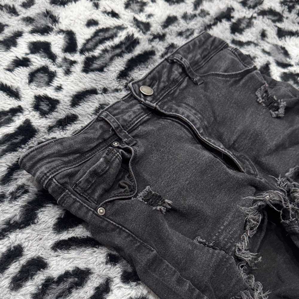 Fire & Rain Stylish Black Distressed Denim Shorts - Picture 3 of 6